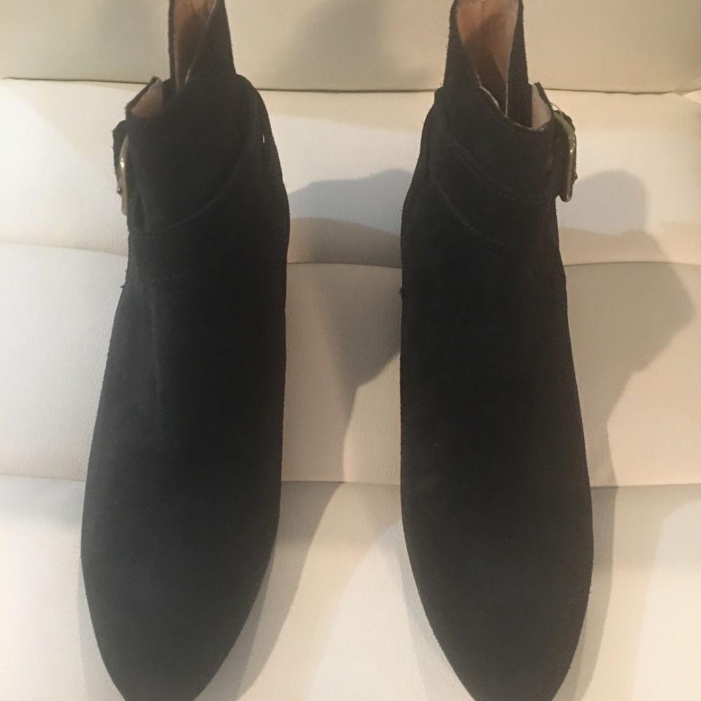 NWOT Women’s J Crew Black Suede Pointed Toe Ankle Boot with Side Buckle